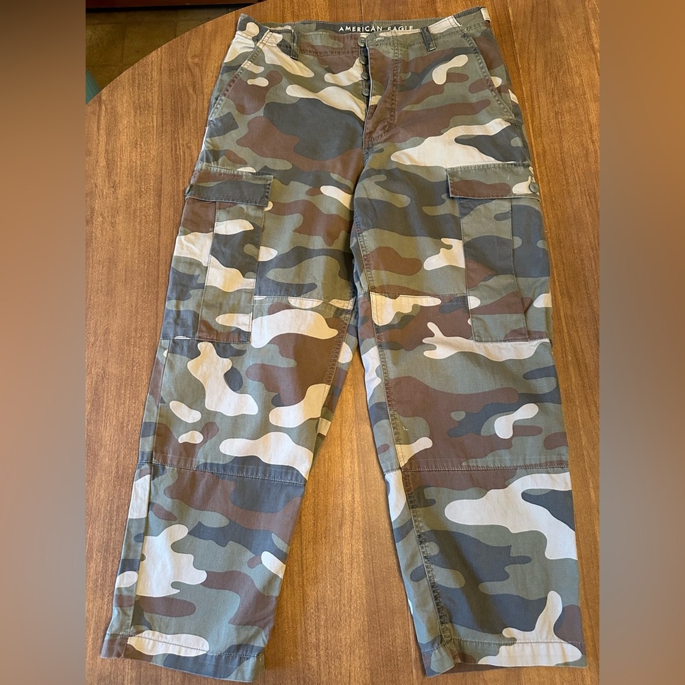 American Eagle Button Fly Cano Pants Size 10 Shor… - image 1